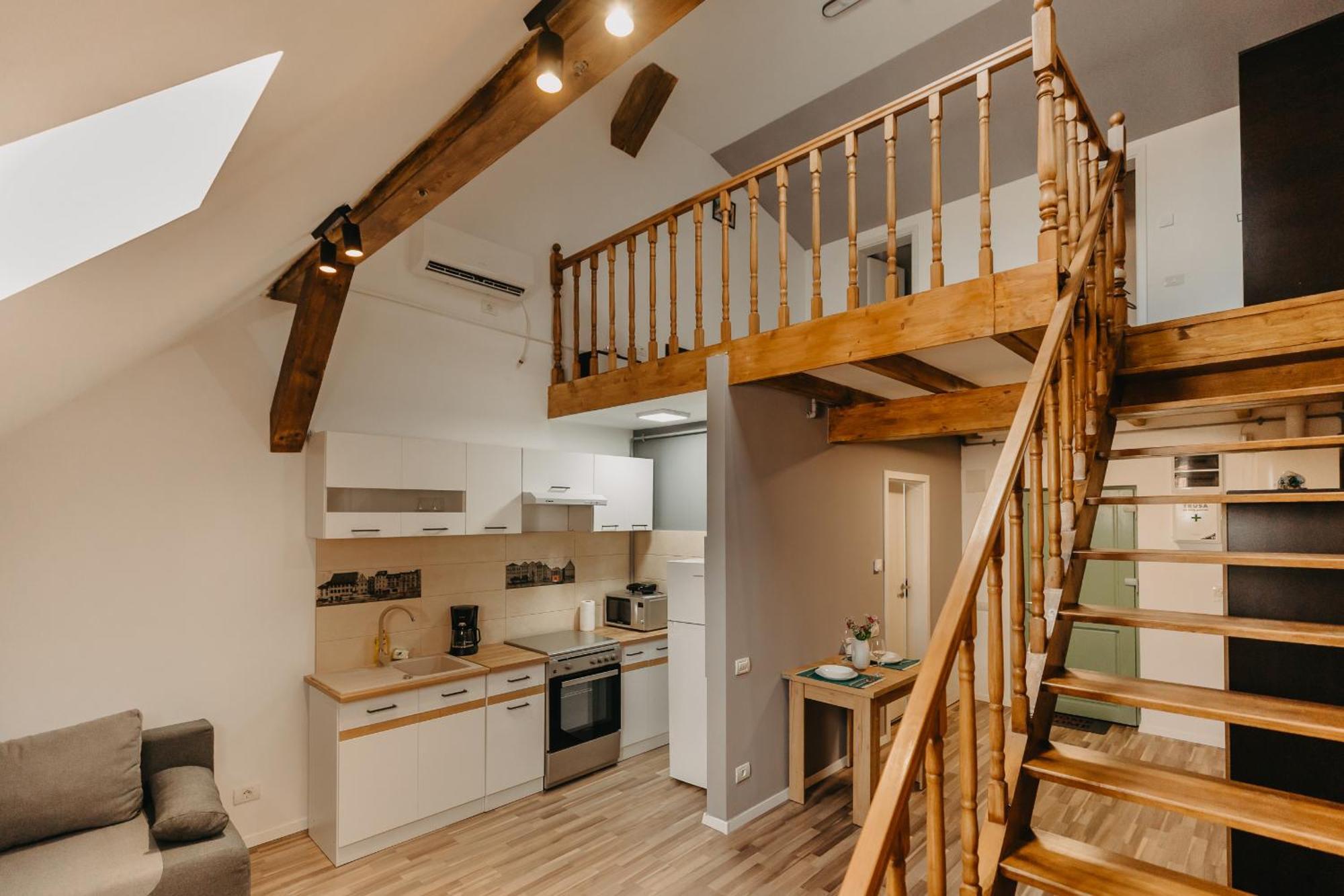 Holiday Apartments Central Тимишоара Екстериор снимка