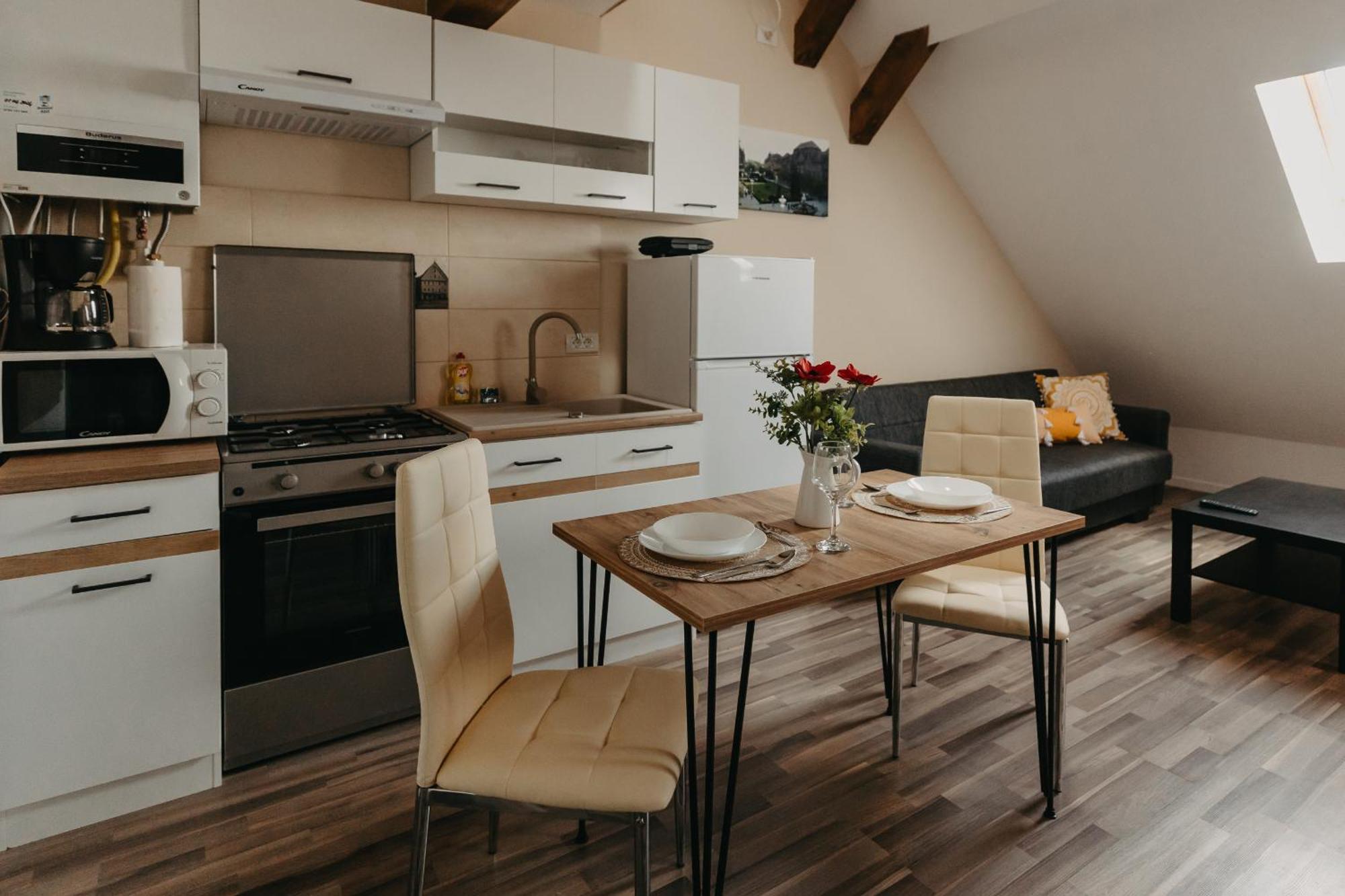 Holiday Apartments Central Тимишоара Екстериор снимка