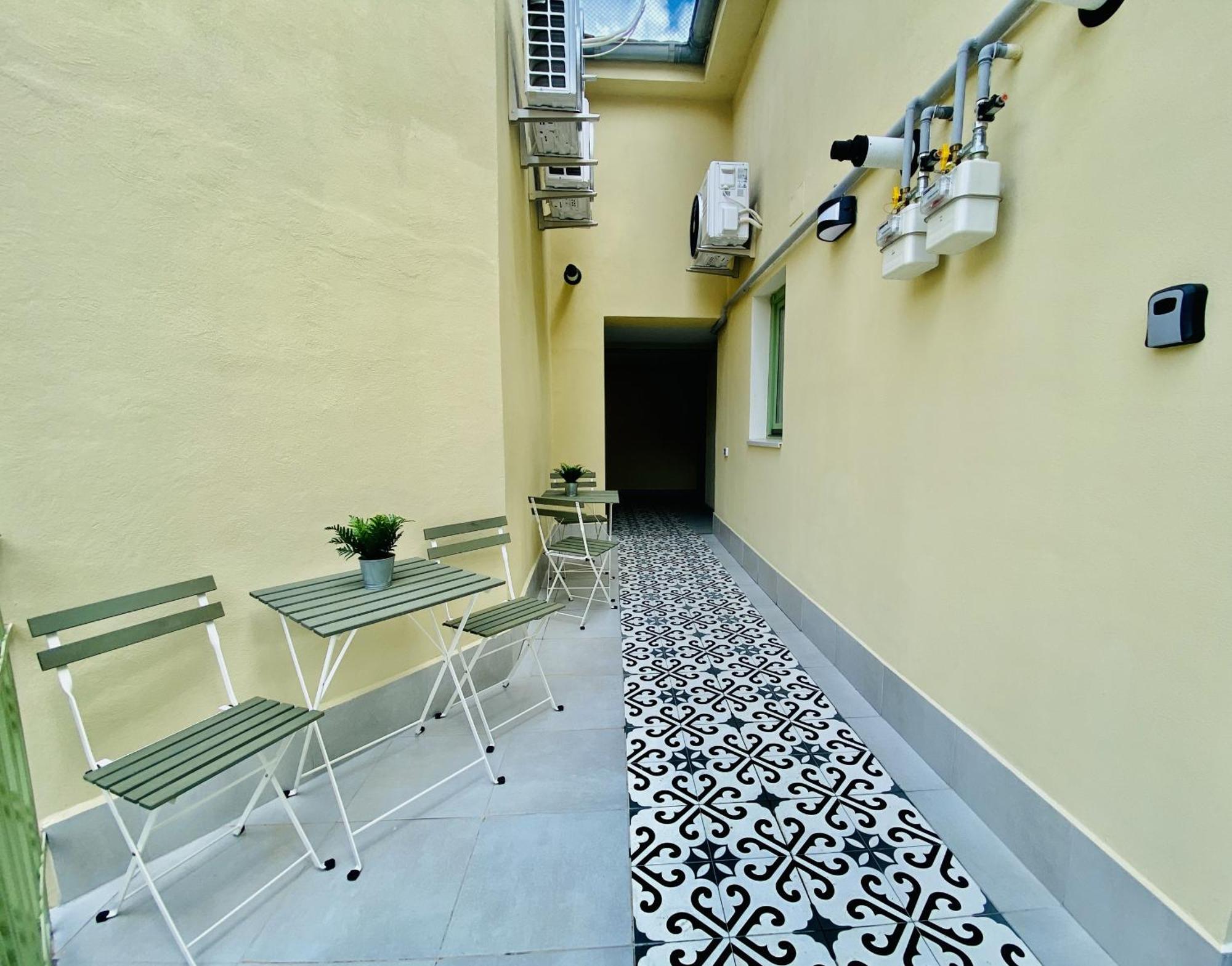 Holiday Apartments Central Тимишоара Екстериор снимка
